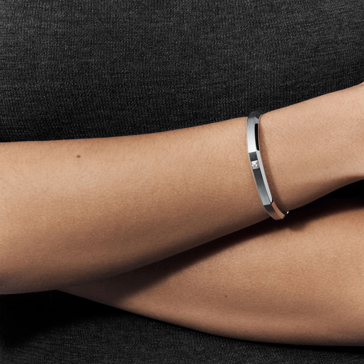 Slide Bangle Moderniste Brushed Messika