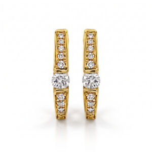 Argollas Oval con Brillantes